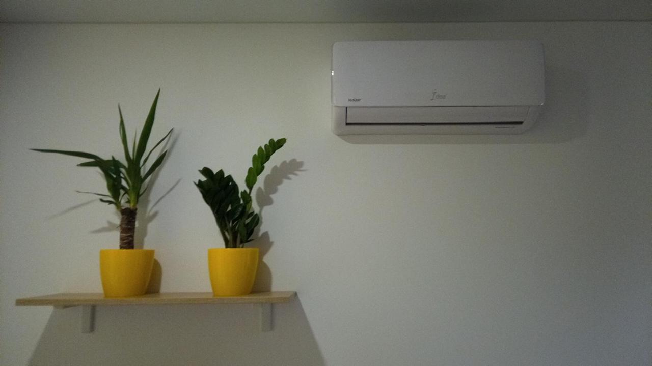 Positive Smile Studio Apartment In The Colorful Comfort Town Residental Complex. Kt-06. Kiev Eksteriør bilde
