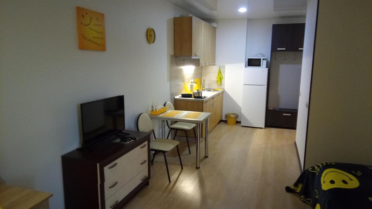 Positive Smile Studio Apartment In The Colorful Comfort Town Residental Complex. Kt-06. Kiev Eksteriør bilde