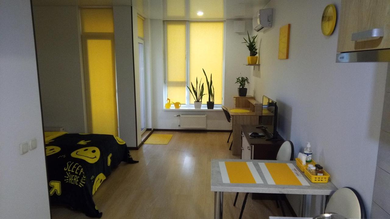 Positive Smile Studio Apartment In The Colorful Comfort Town Residental Complex. Kt-06. Kiev Eksteriør bilde