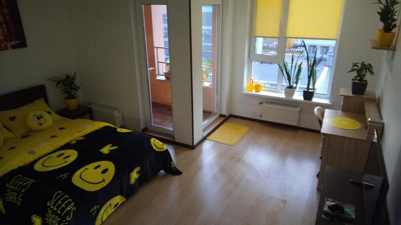 Positive Smile Studio Apartment In The Colorful Comfort Town Residental Complex. Kt-06. Kiev Eksteriør bilde