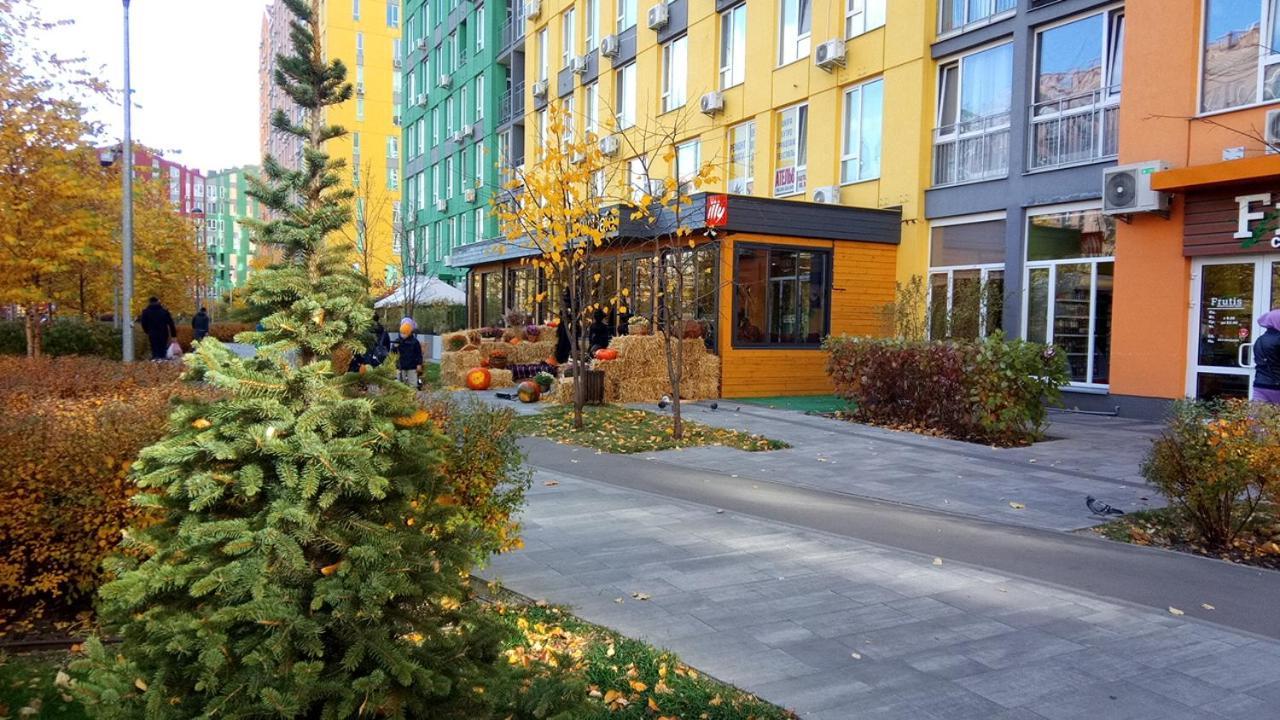Positive Smile Studio Apartment In The Colorful Comfort Town Residental Complex. Kt-06. Kiev Eksteriør bilde