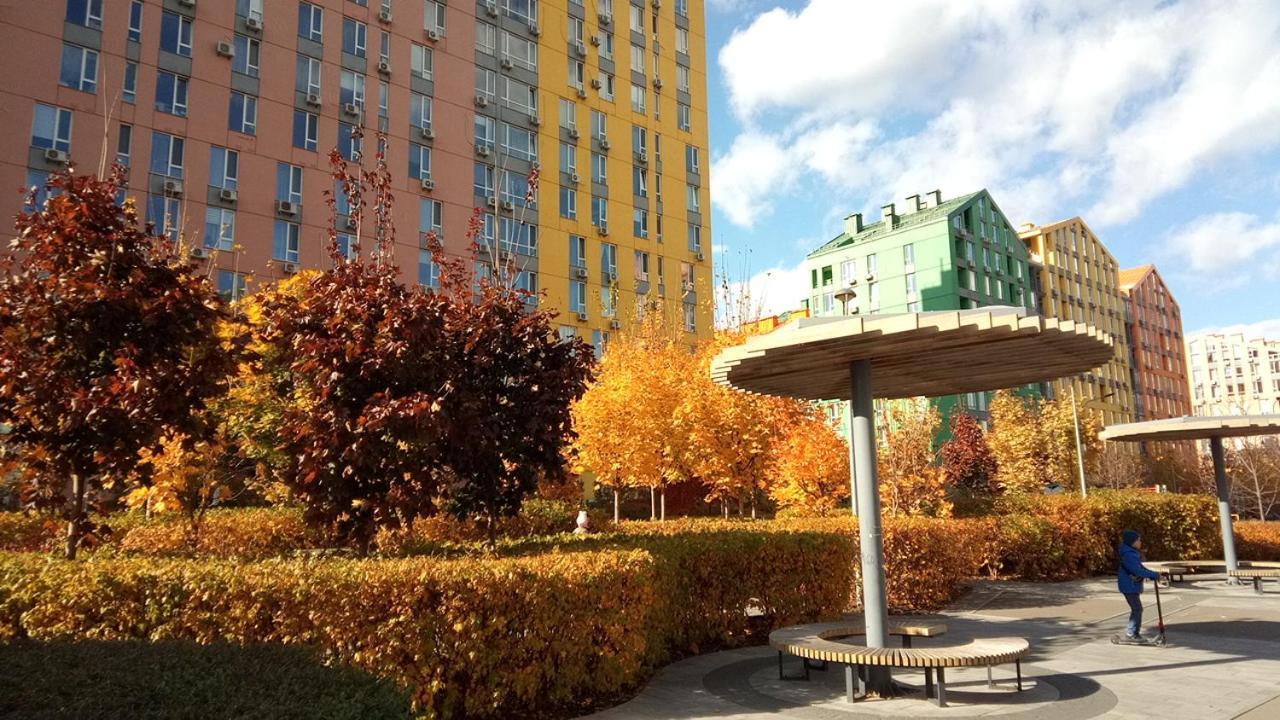 Positive Smile Studio Apartment In The Colorful Comfort Town Residental Complex. Kt-06. Kiev Eksteriør bilde